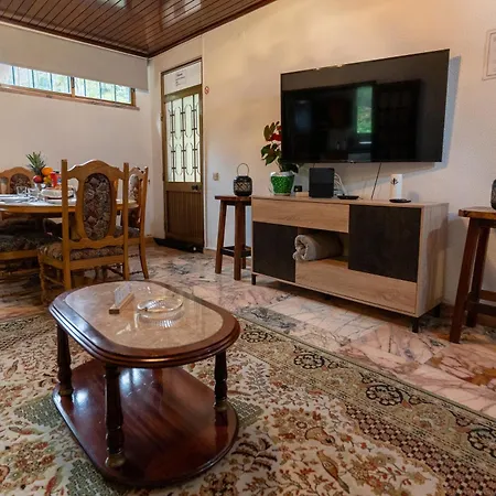 Nyaraló Madeira Paradise *