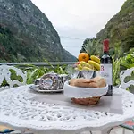 Madeira Paradise *